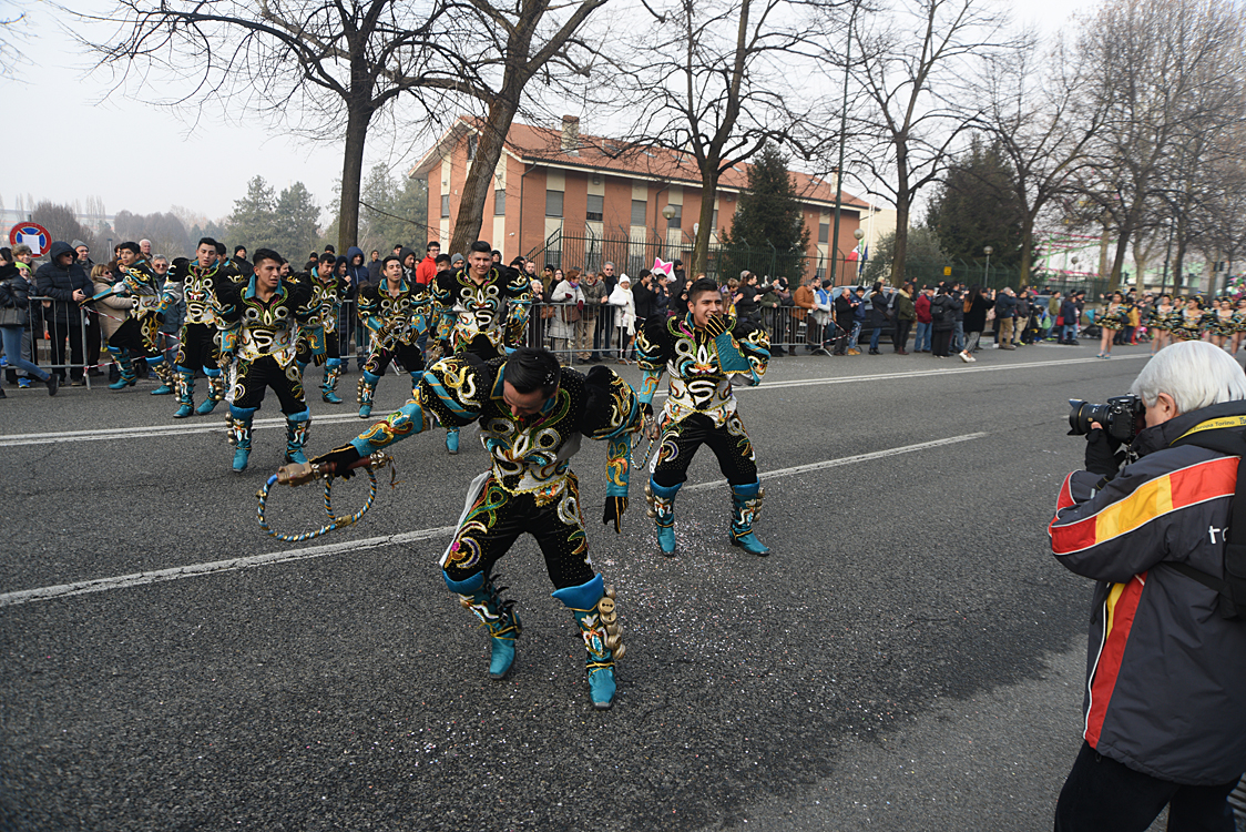 Sfilata carri Carnevale di Torino_081.jpg